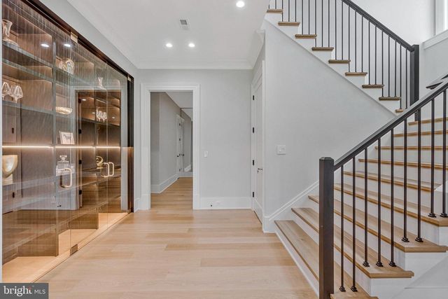 7007 HECTOR RD, Mclean, VA 22101