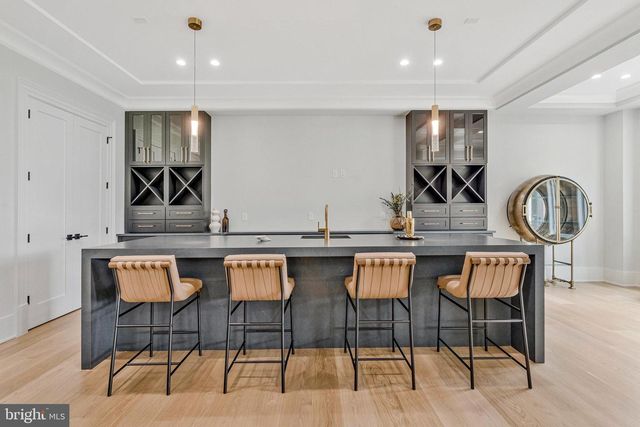 7007 HECTOR RD, Mclean, VA 22101