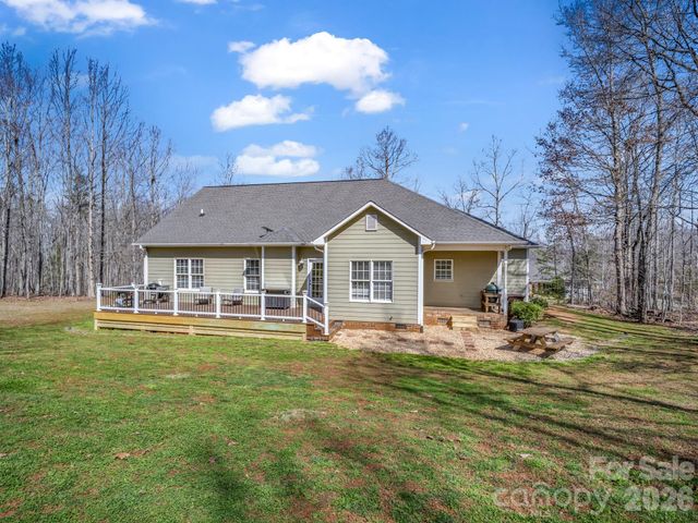 385 White Stone Drive, Bostic, NC 28018