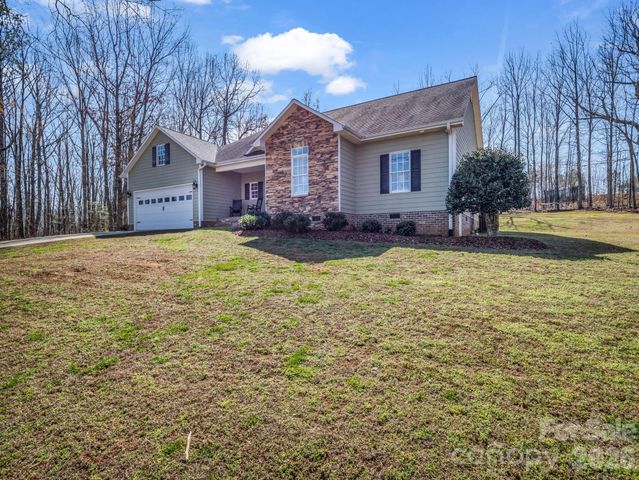 385 White Stone Drive, Bostic, NC 28018