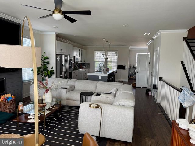 1577 SANDPIPER BAY LOOP, Dumfries, VA 22026