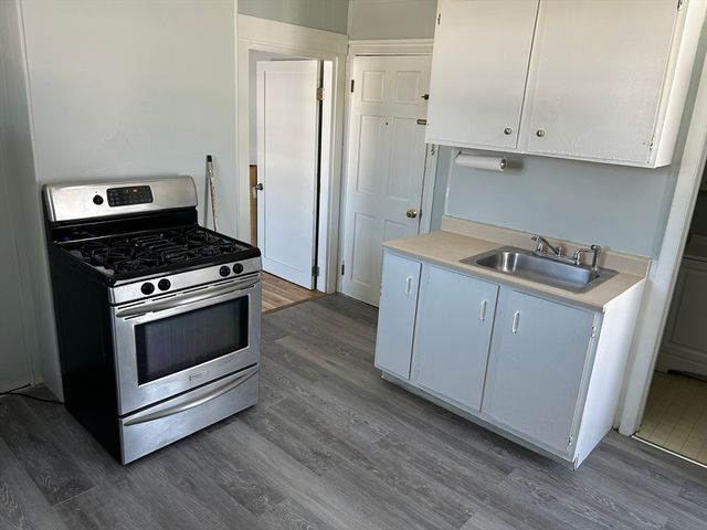 62 Brown 3, Waltham, MA 02453