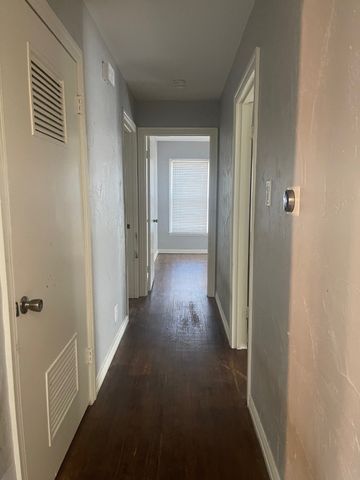341 Hurst Drive, Bedford, TX 76022