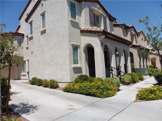 1885 Cape Cod Landing Drive, Las Vegas, NV 89135