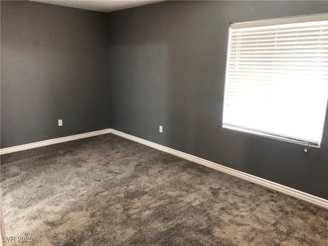 1885 Cape Cod Landing Drive, Las Vegas, NV 89135