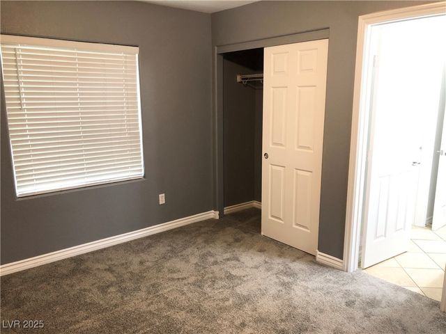 1885 Cape Cod Landing Drive, Las Vegas, NV 89135