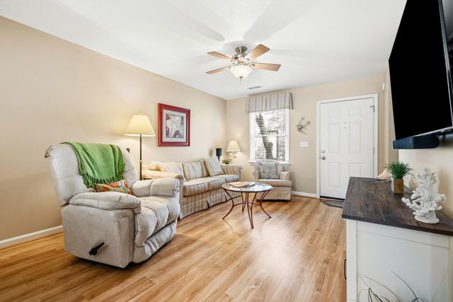 703 26th Ave S Apt C, North Myrtle Beach, SC 29582