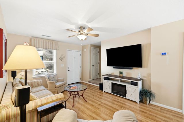 703 26th Ave S Apt C, North Myrtle Beach, SC 29582