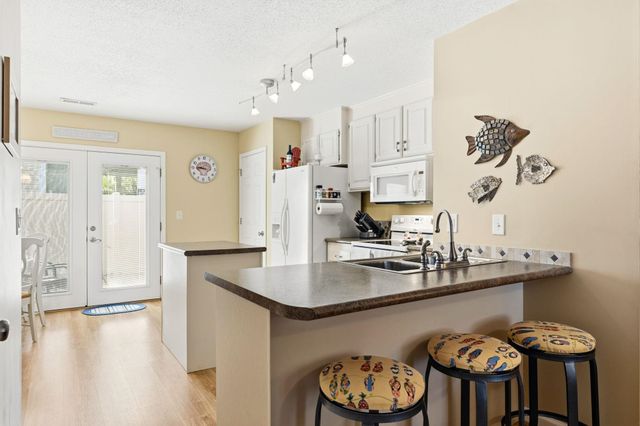 703 26th Ave S Apt C, North Myrtle Beach, SC 29582