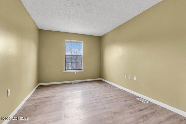 1404 Violet Lane, Jackson, NJ 08527