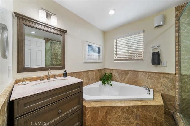 1301 W 56th Street, Los Angeles, CA 90037