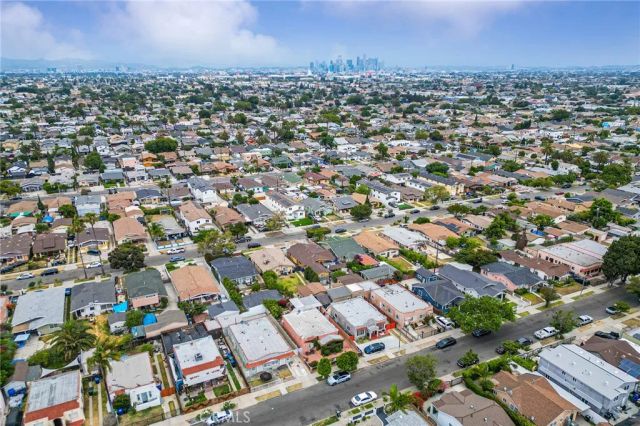1301 W 56th Street, Los Angeles, CA 90037