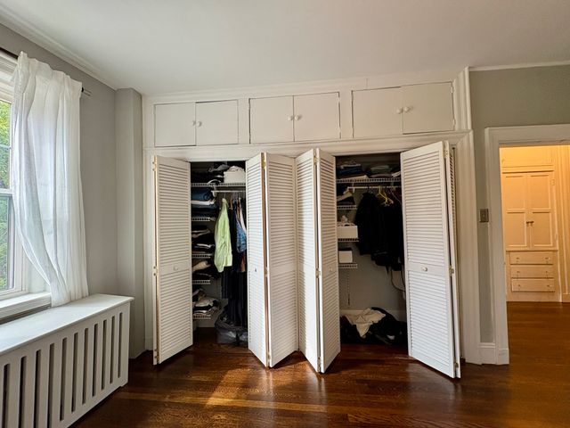 6 Lanark Rd 1, Brookline, MA 02445