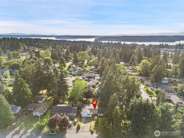 4202 79th Avenue W, Tacoma, WA 98466