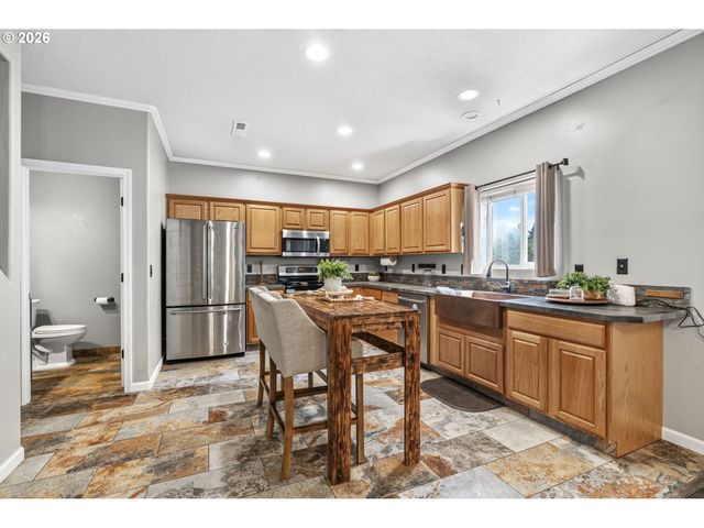 5605 Ne 55TH Cir, Vancouver, WA 98661