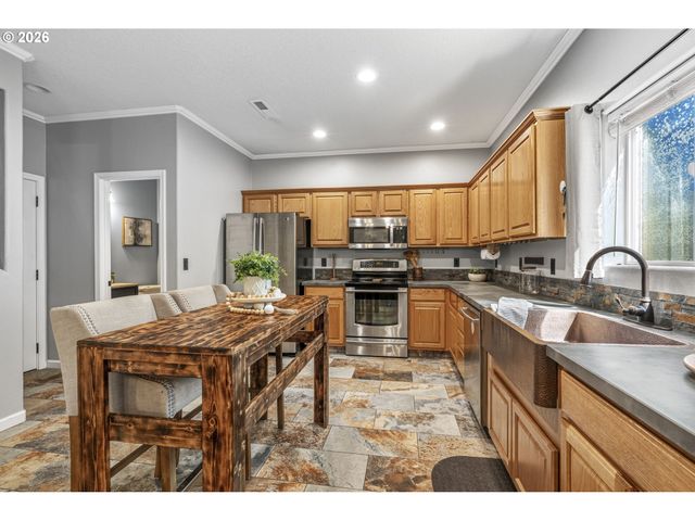 5605 Ne 55TH Cir, Vancouver, WA 98661