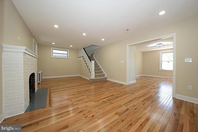 34 LEXINGTON AVE, Lansdowne, PA 19050