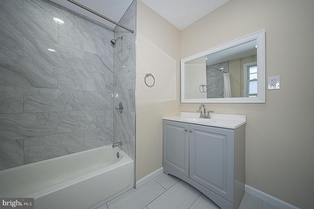 34 LEXINGTON AVE, Lansdowne, PA 19050