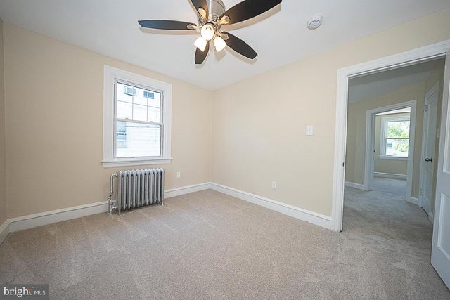 34 LEXINGTON AVE, Lansdowne, PA 19050
