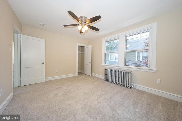 34 LEXINGTON AVE, Lansdowne, PA 19050