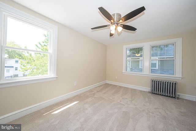 34 LEXINGTON AVE, Lansdowne, PA 19050