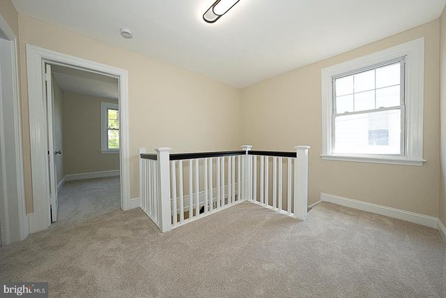 34 LEXINGTON AVE, Lansdowne, PA 19050