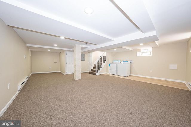 34 LEXINGTON AVE, Lansdowne, PA 19050