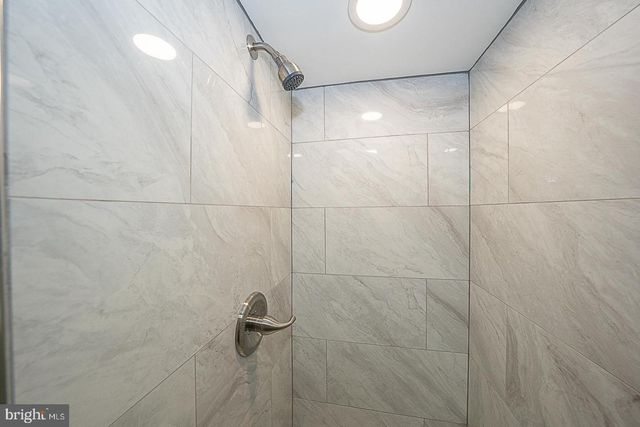 34 LEXINGTON AVE, Lansdowne, PA 19050