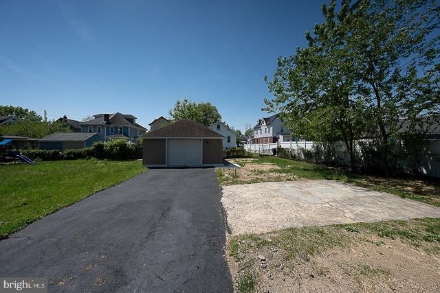 34 LEXINGTON AVE, Lansdowne, PA 19050
