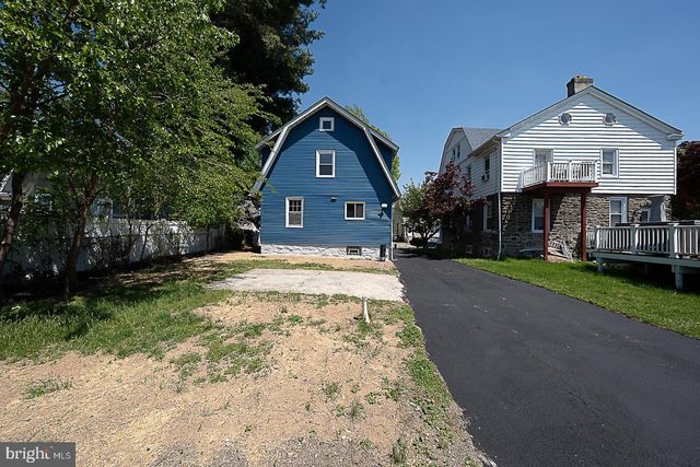 34 LEXINGTON AVE, Lansdowne, PA 19050