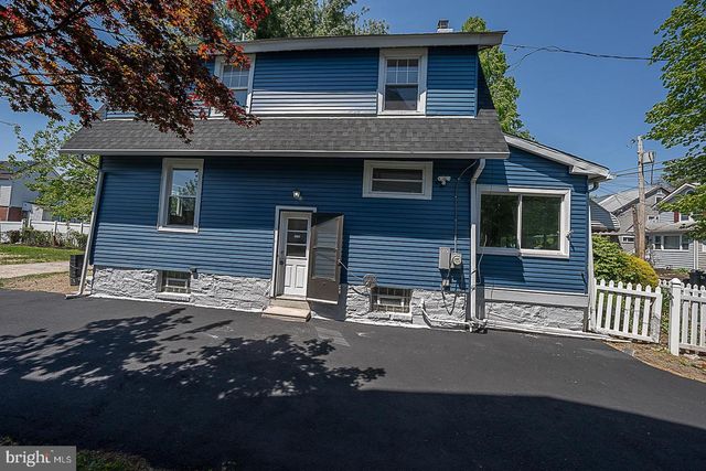 34 LEXINGTON AVE, Lansdowne, PA 19050