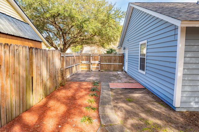 1307 Lake Mallard Boulevard, Mount Pleasant, SC 29464