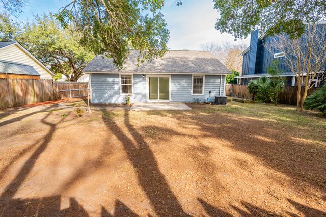 1307 Lake Mallard Boulevard, Mount Pleasant, SC 29464