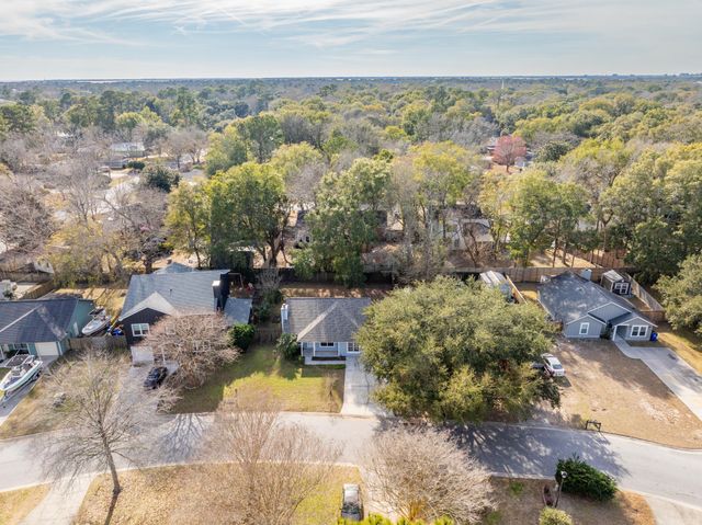 1307 Lake Mallard Boulevard, Mount Pleasant, SC 29464