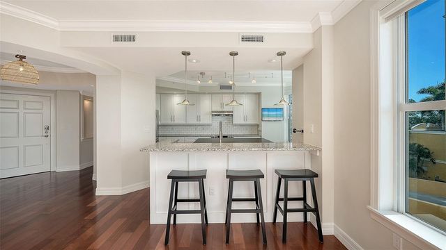 393 N POINT ROAD 301, Osprey, FL 34229