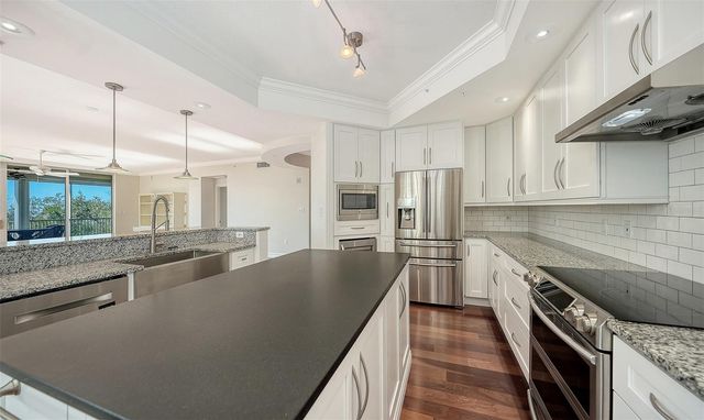 393 N POINT ROAD 301, Osprey, FL 34229