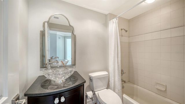 393 N POINT ROAD 301, Osprey, FL 34229