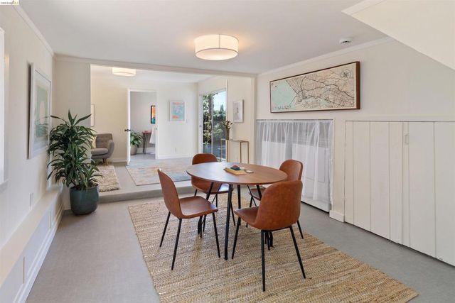 33 Ramona Ave, Oakland, CA 94611