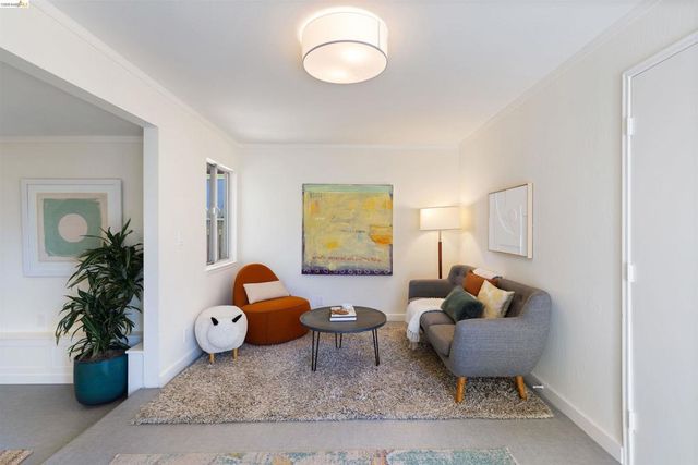 33 Ramona Ave, Oakland, CA 94611