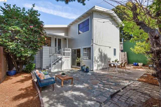 33 Ramona Ave, Oakland, CA 94611