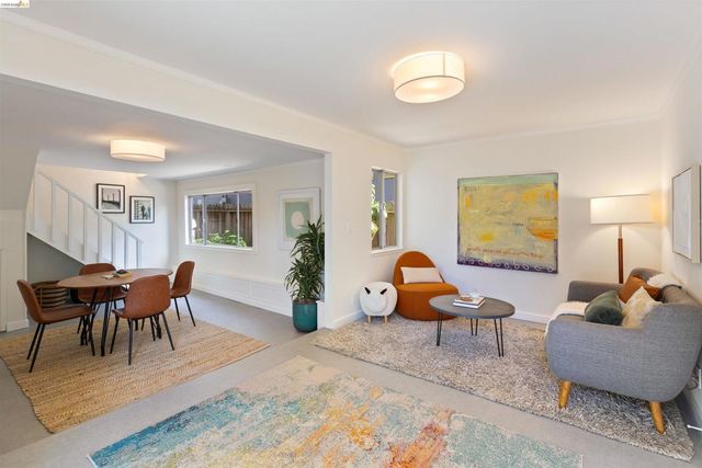 33 Ramona Ave, Oakland, CA 94611