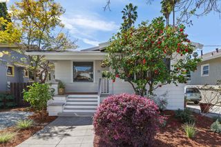 33 Ramona Ave, Oakland, CA 94611