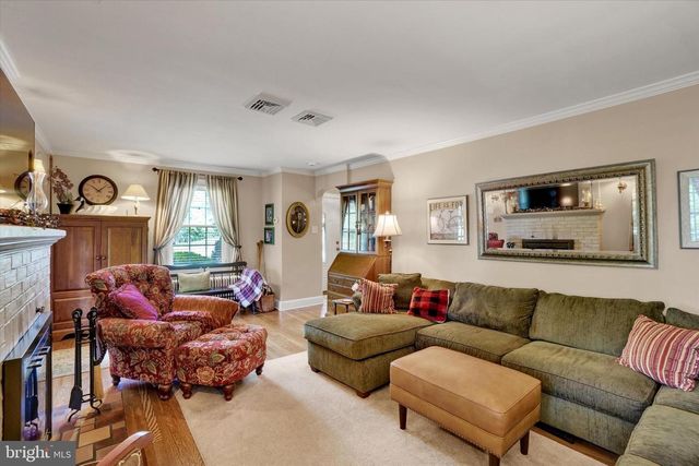 115 HAYWARD HTS, Glen Rock, PA 17327