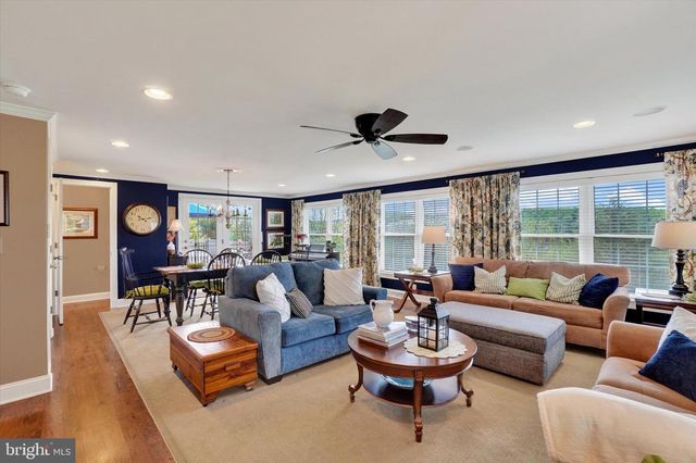 115 HAYWARD HTS, Glen Rock, PA 17327