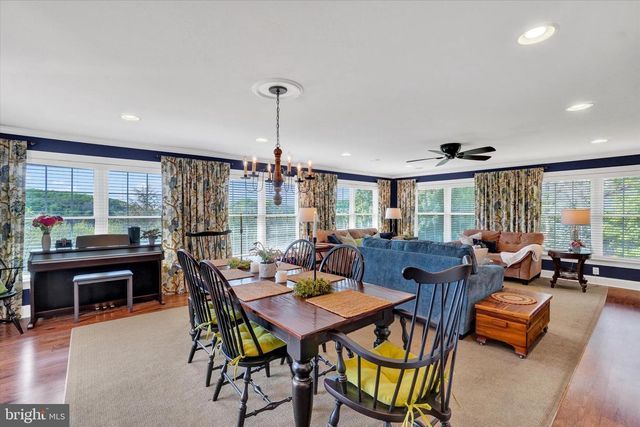115 HAYWARD HTS, Glen Rock, PA 17327