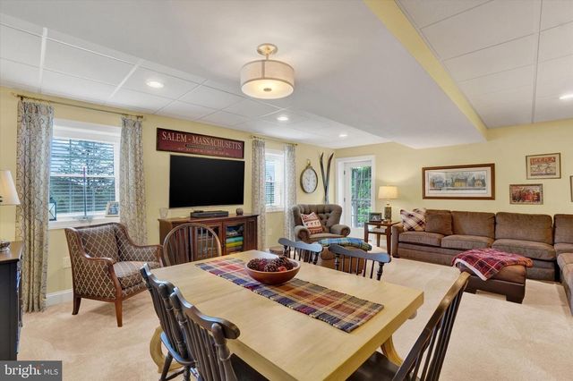 115 HAYWARD HTS, Glen Rock, PA 17327
