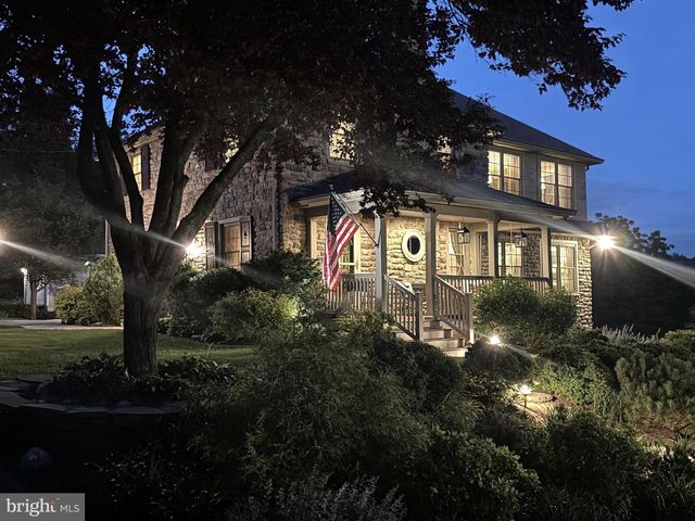 115 HAYWARD HTS, Glen Rock, PA 17327