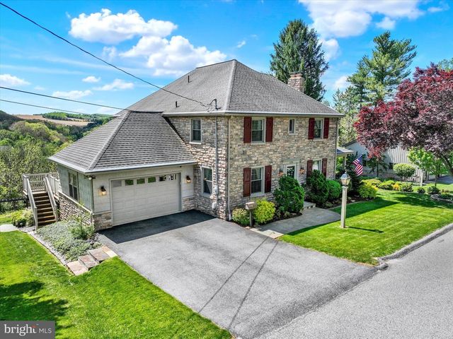 115 HAYWARD HTS, Glen Rock, PA 17327