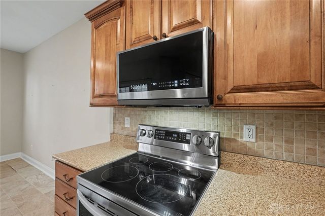 435 Springs Boulevard, Springboro, OH 45066