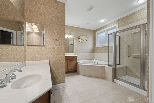 435 Springs Boulevard, Springboro, OH 45066